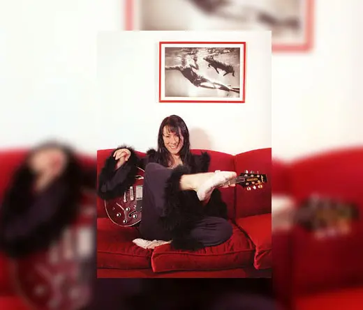 La cantante y guitarrista Mara Gabriela Epumer falleci por un paro cardiorrespiratorio.